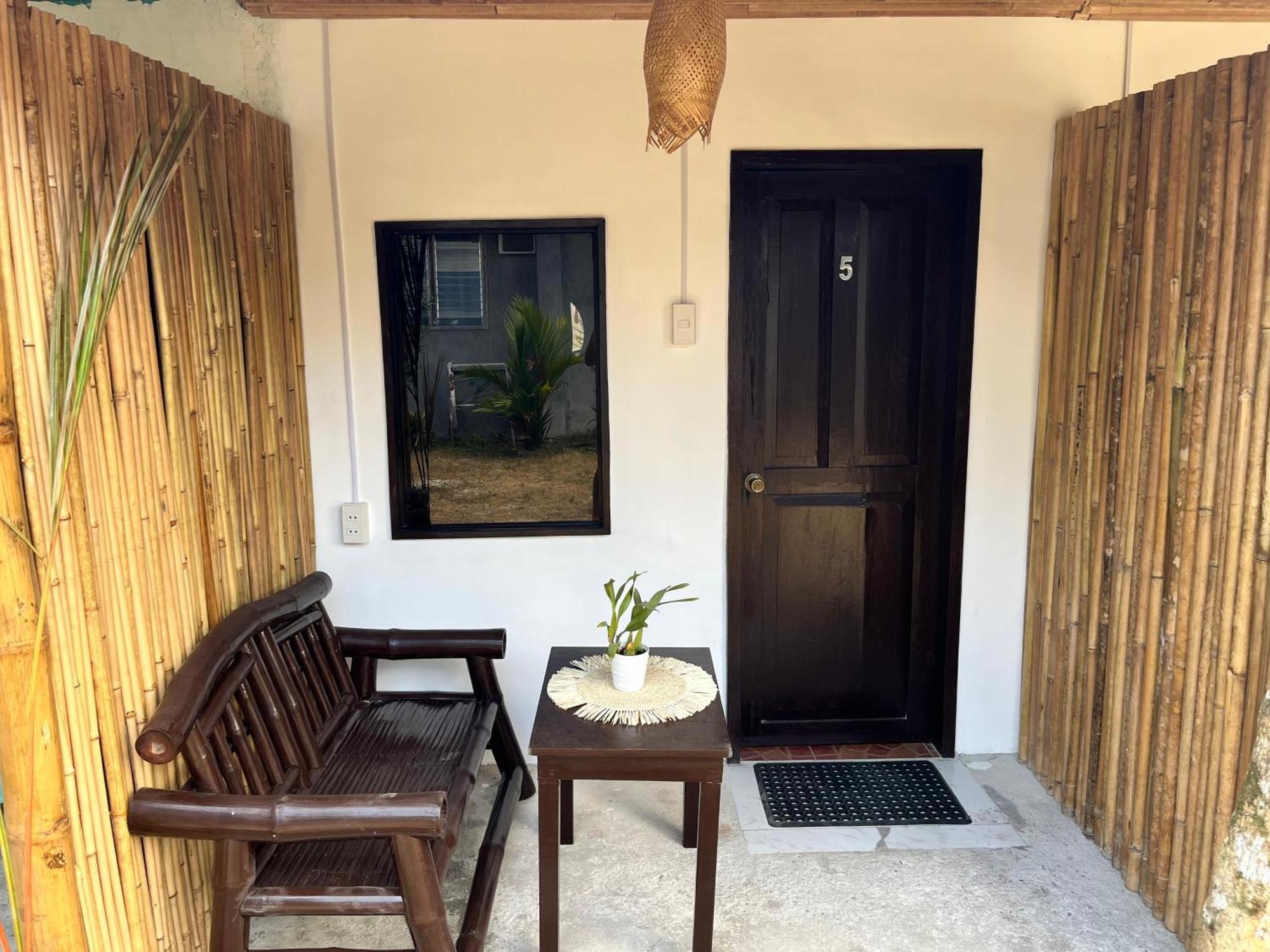 Trisha Guesthouse San Vicente  Eksteriør billede